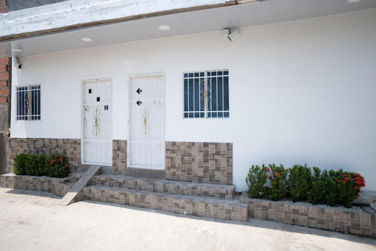 Сasa de vacaciones Casa Gaira 10 Min De La Playa - Cl 23c 65 - Troncal Del Caribe Gaira *